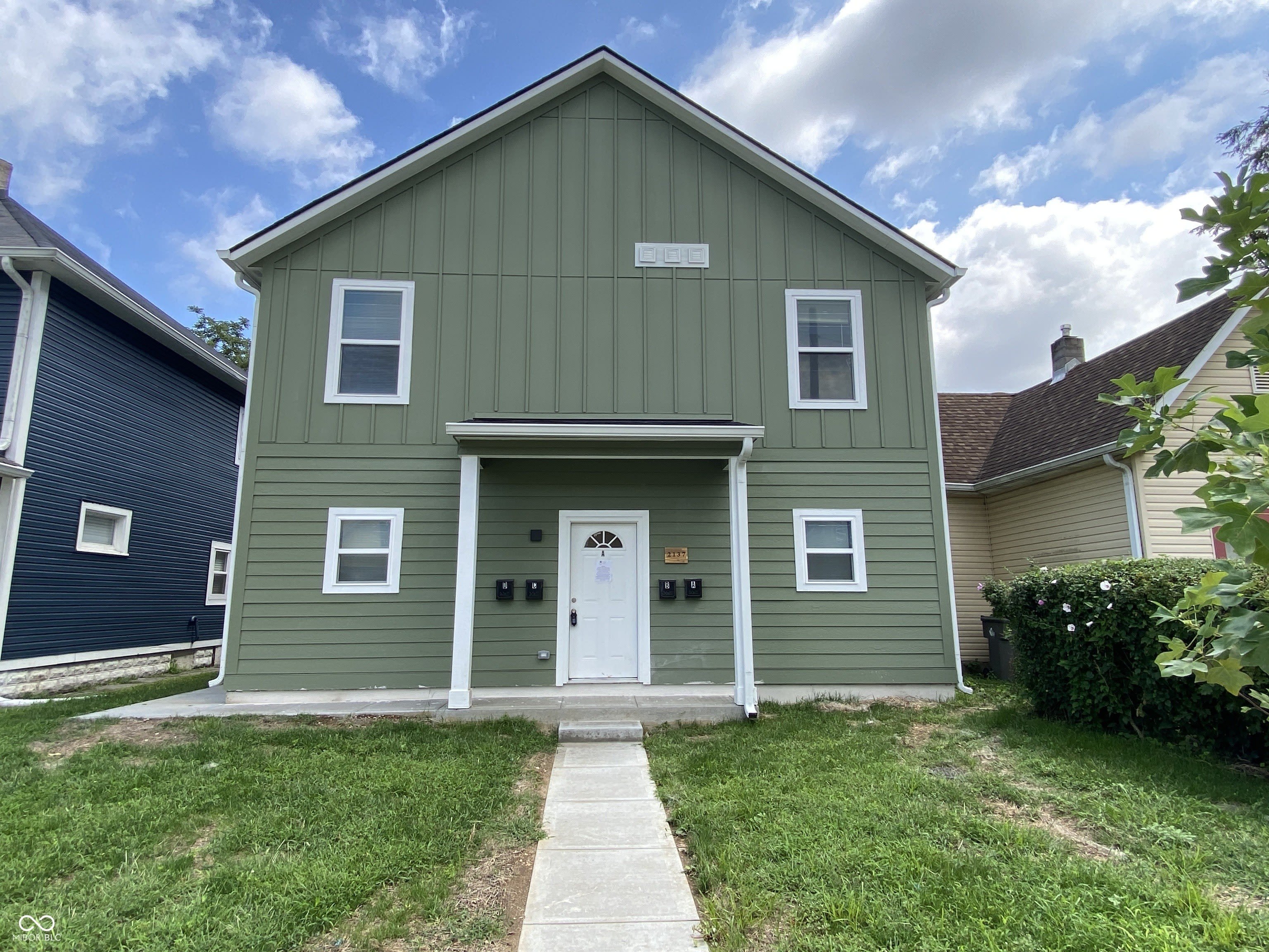 2137 Bellefontaine Street – photo 2