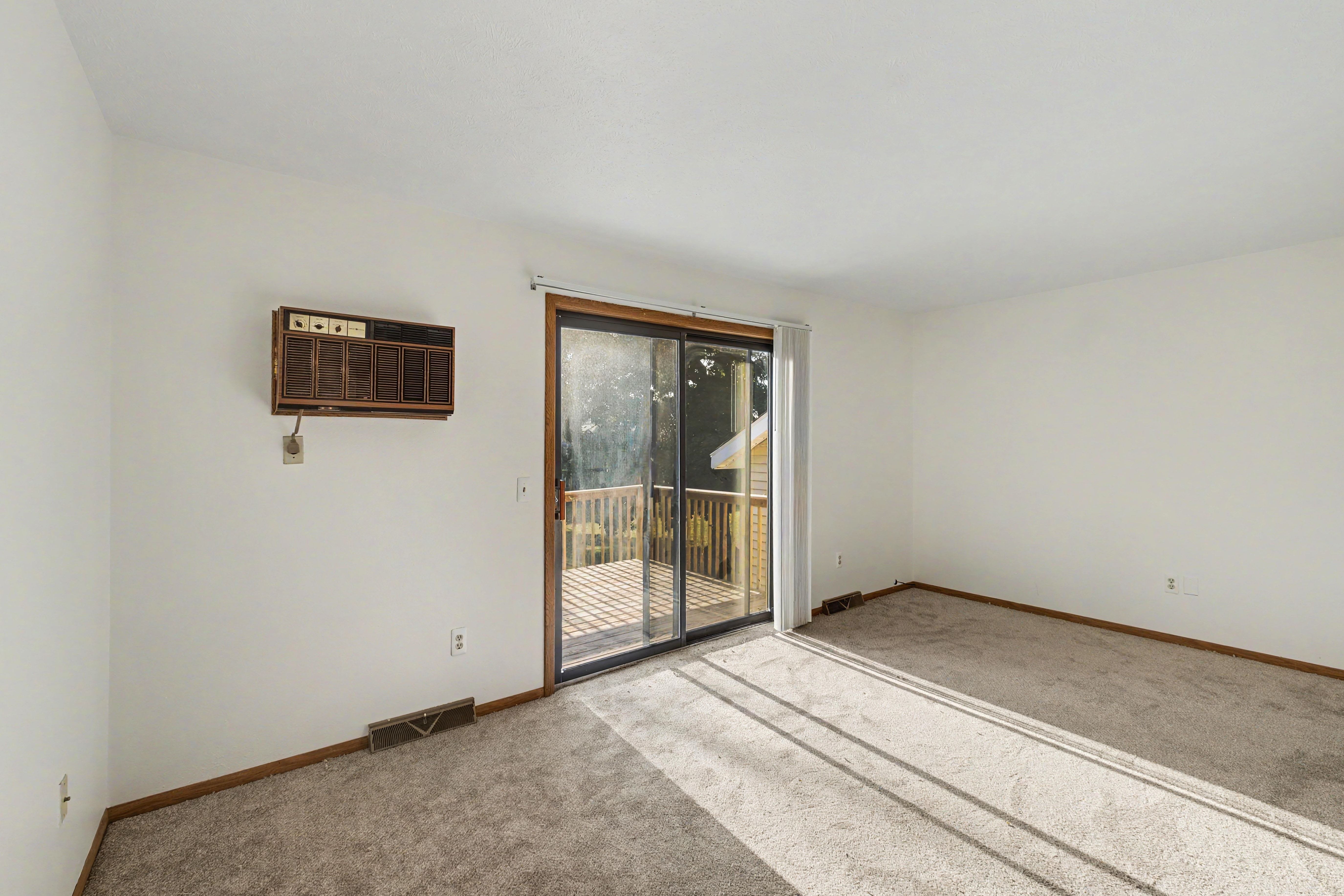 7984 Green Meadow Ct Apt 7 – photo 3