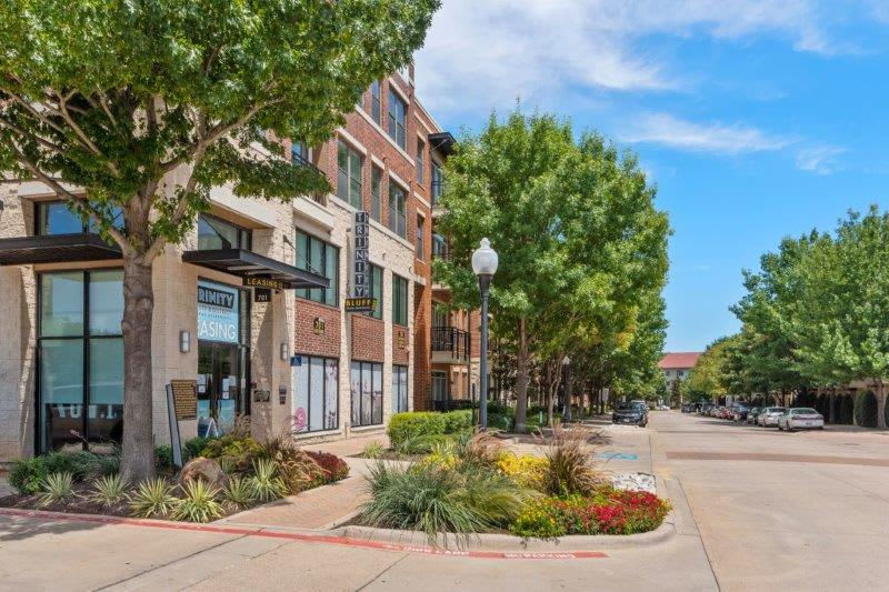 Trinity Bluff District Urban Apartments – photo 5