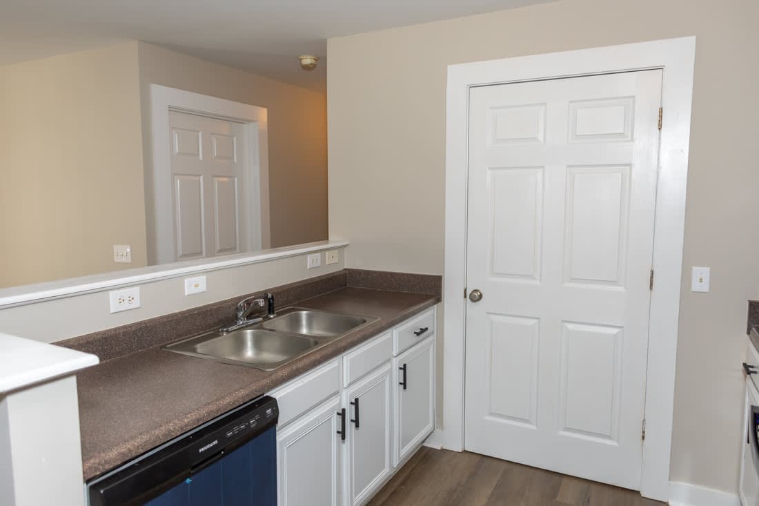 305 Todd Street – photo 4