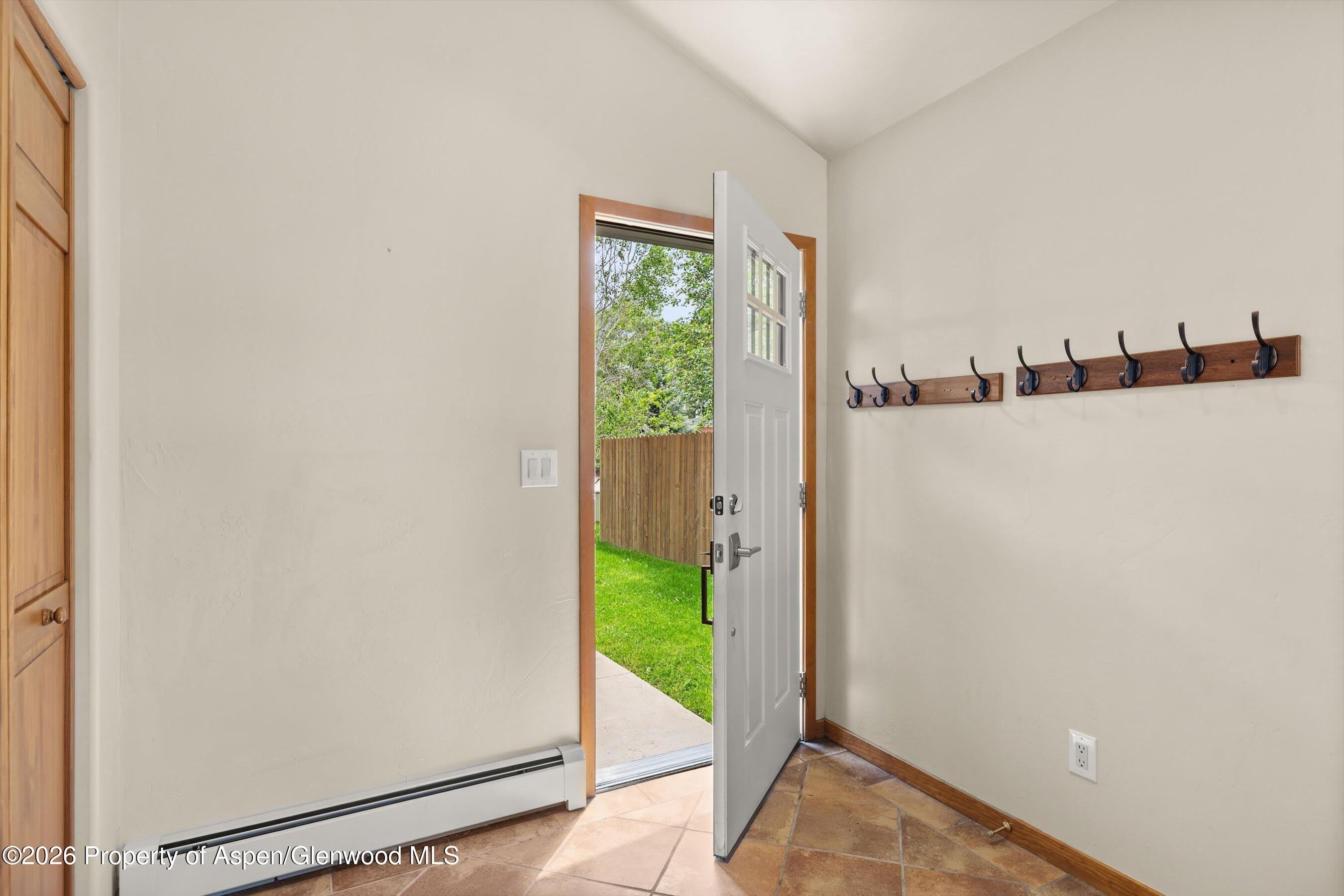 1040 Vito'S Way – photo 2