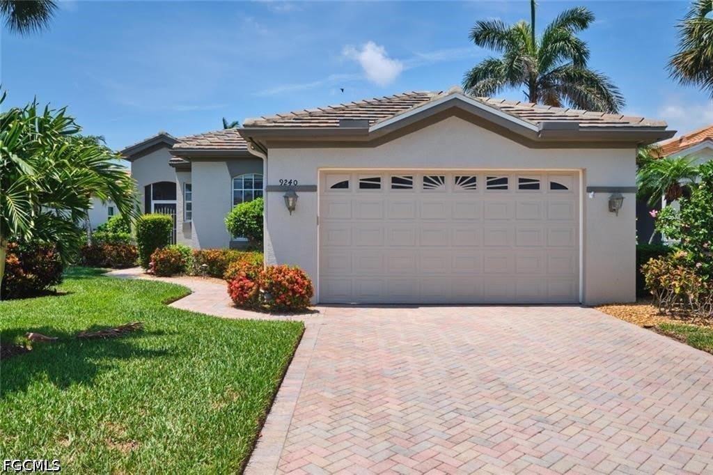 9240 Willowcrest Court – photo 2