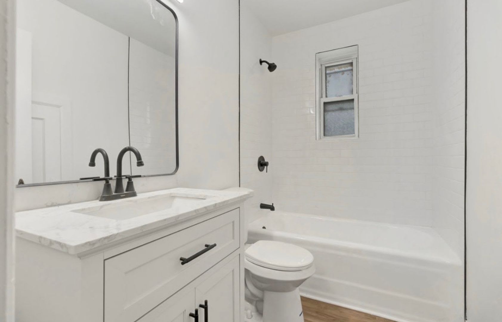 Newly renovated 3-bedroom, 1-bath home – photo 2