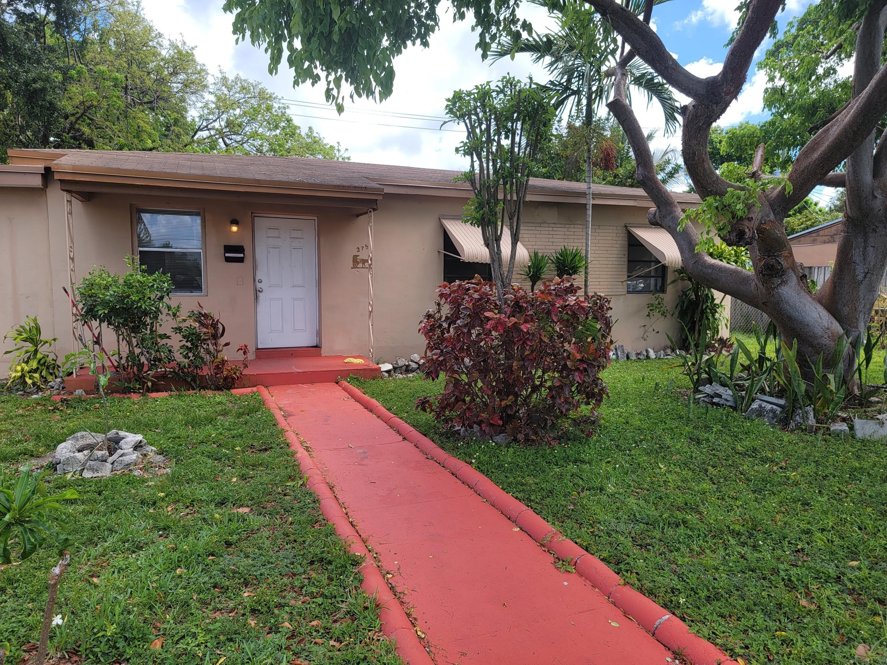 275 NW 187th Street – photo 2