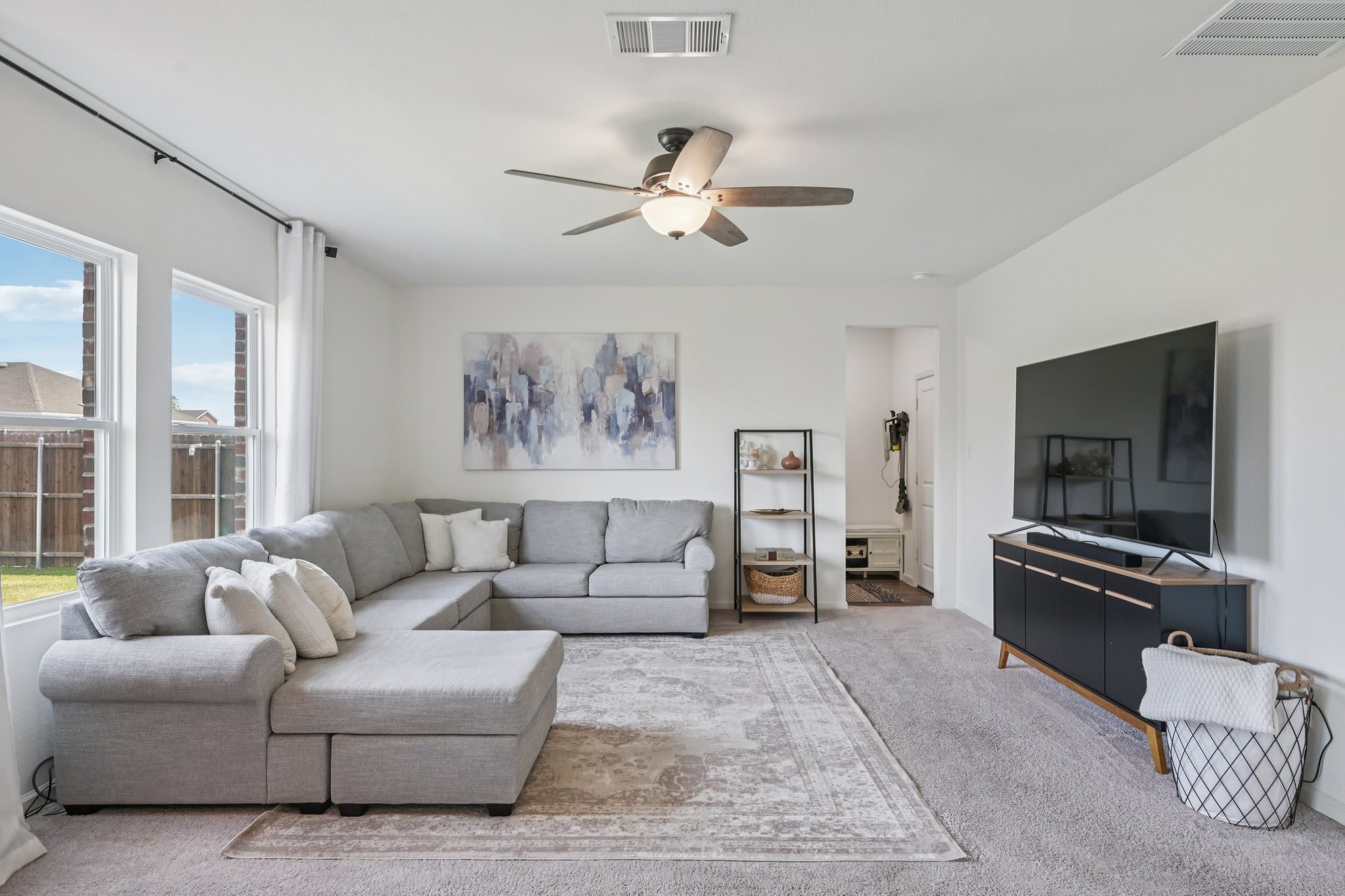 770 Yorkshire Drive – photo 3