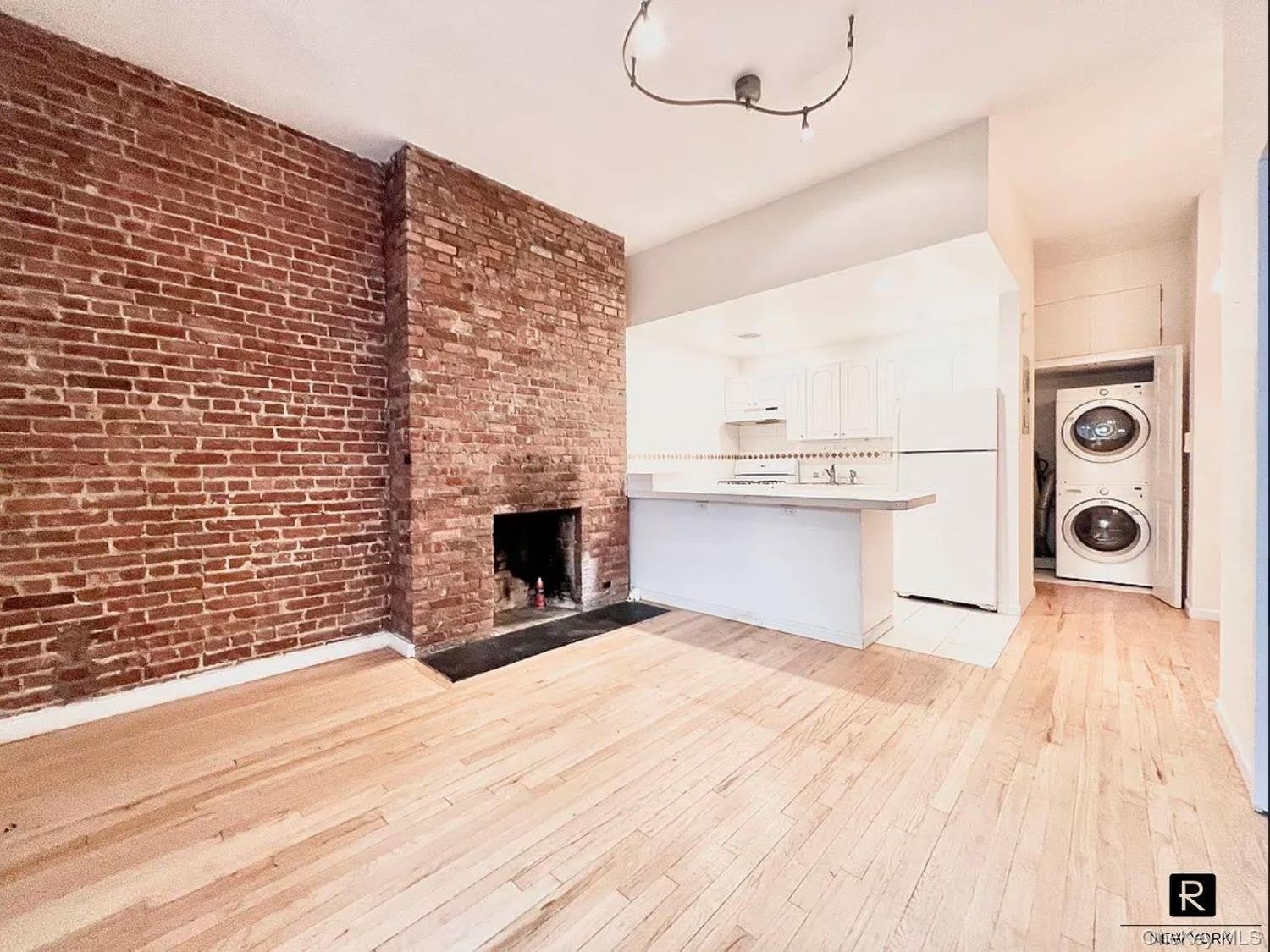 53 W 94th Street – photo 1