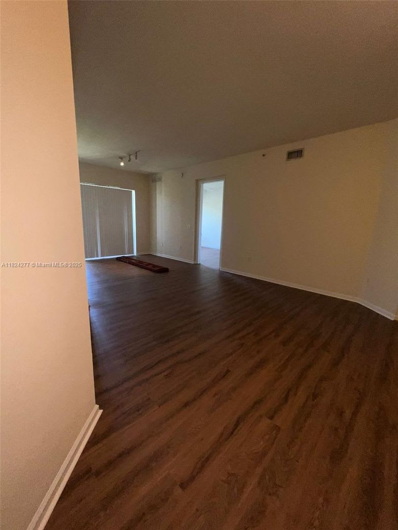 3500 Oaks Clubhouse Drive 207, Pompano Beach, FL 33069 – photo 5