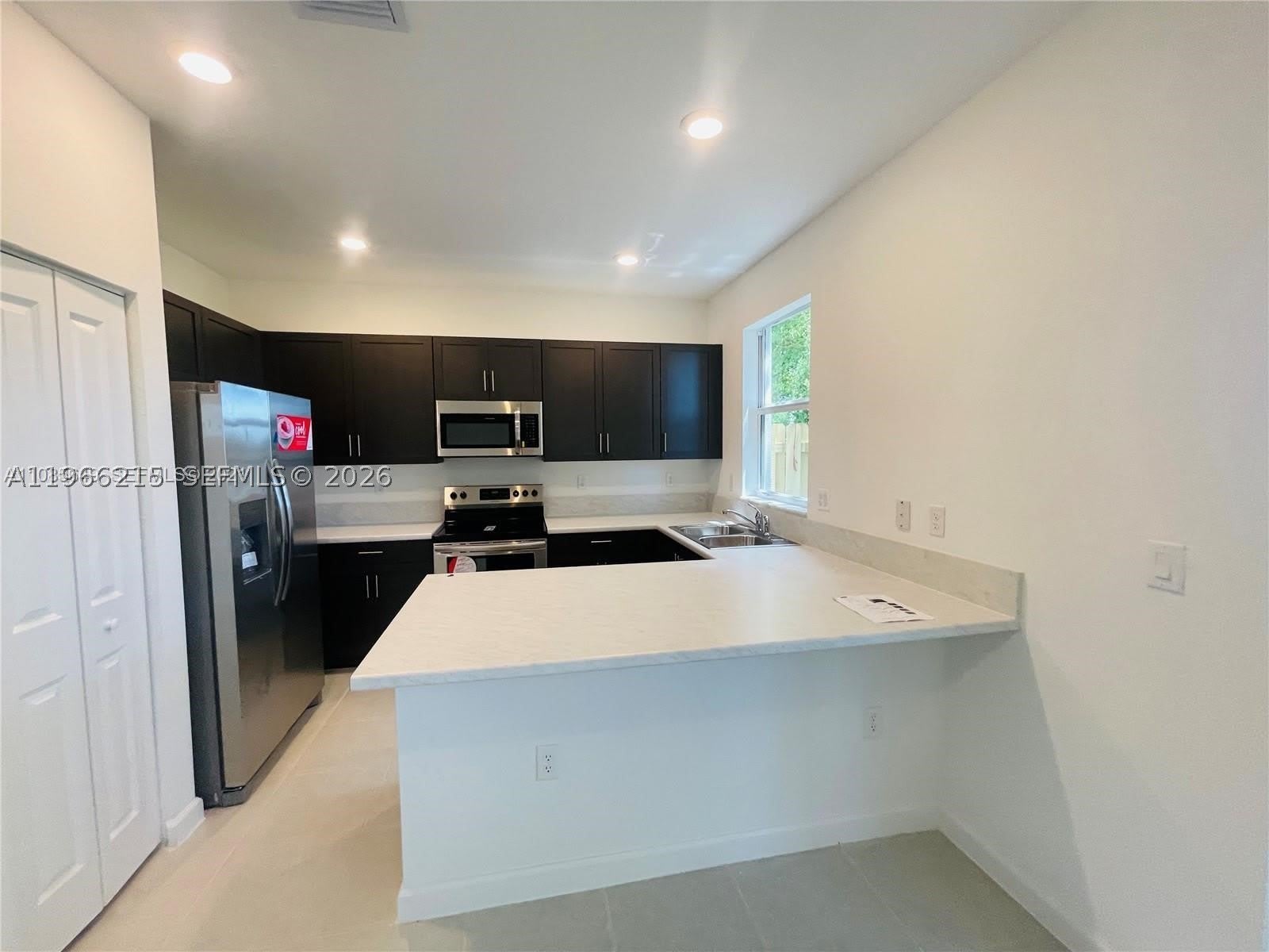 1695 SE 27th Rd – photo 5