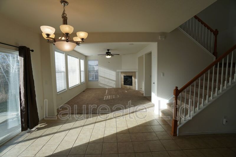 10213 Uravan St – photo 5