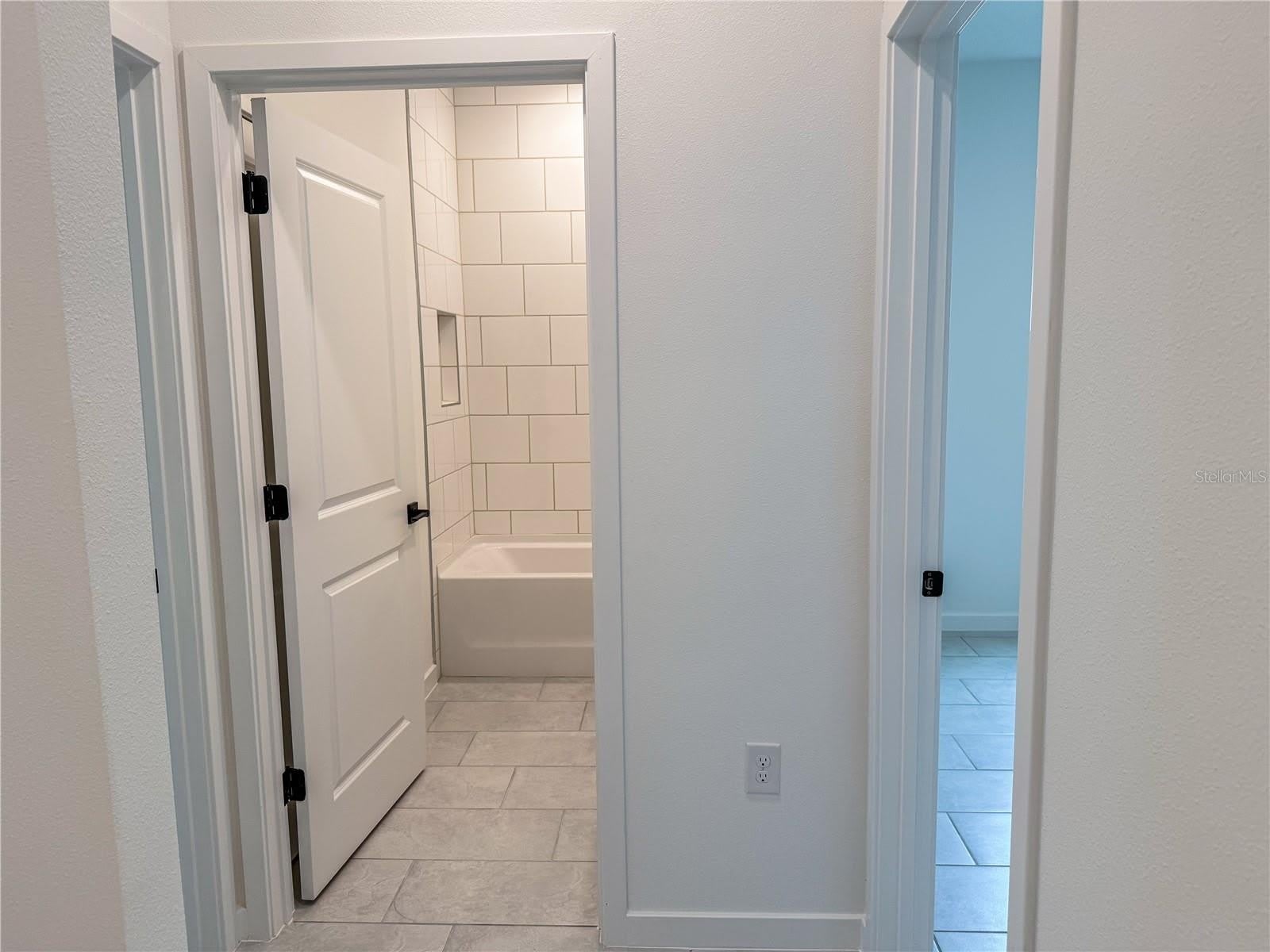 4521 NW 37TH STREET Road – photo 4