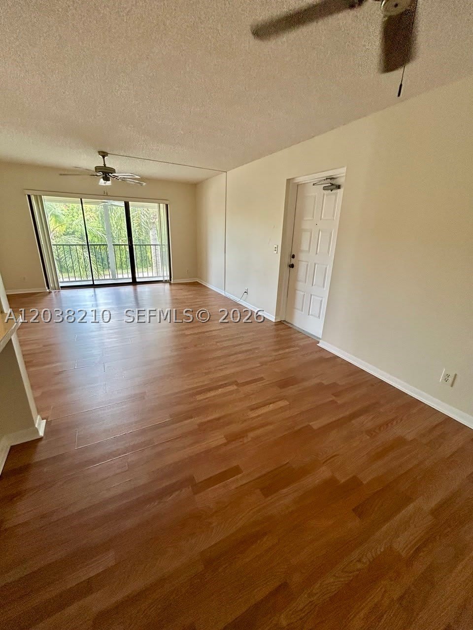 1113 Green Pine Blvd – photo 2