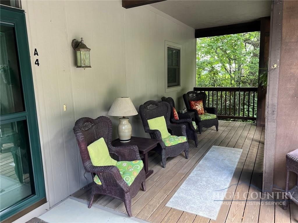 135 Caleb Drive – photo 2