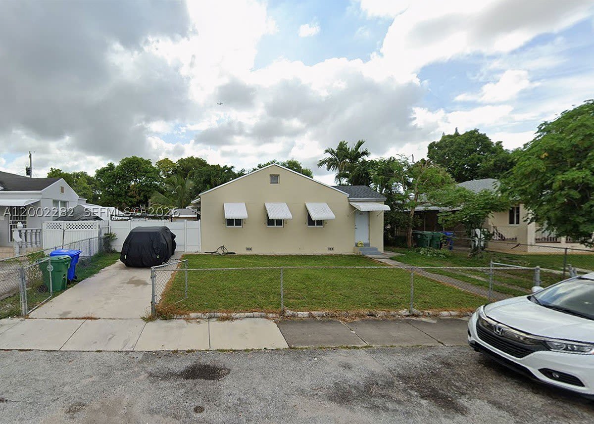 471 NW 32nd Ct – photo 1