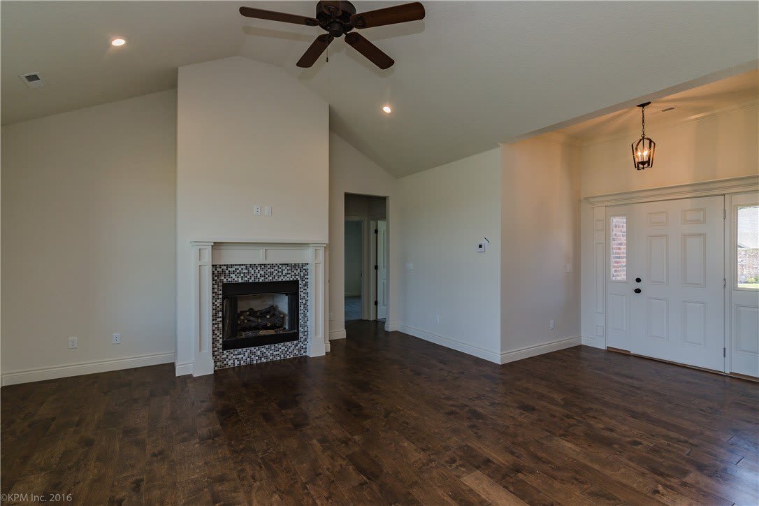 1620 Sweetbriar – photo 2