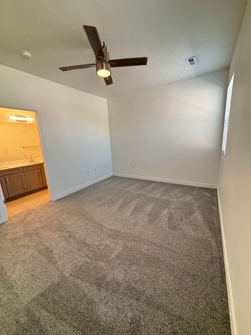 3 Bed, 2.5 Bath South Ogden Townhome – photo 5