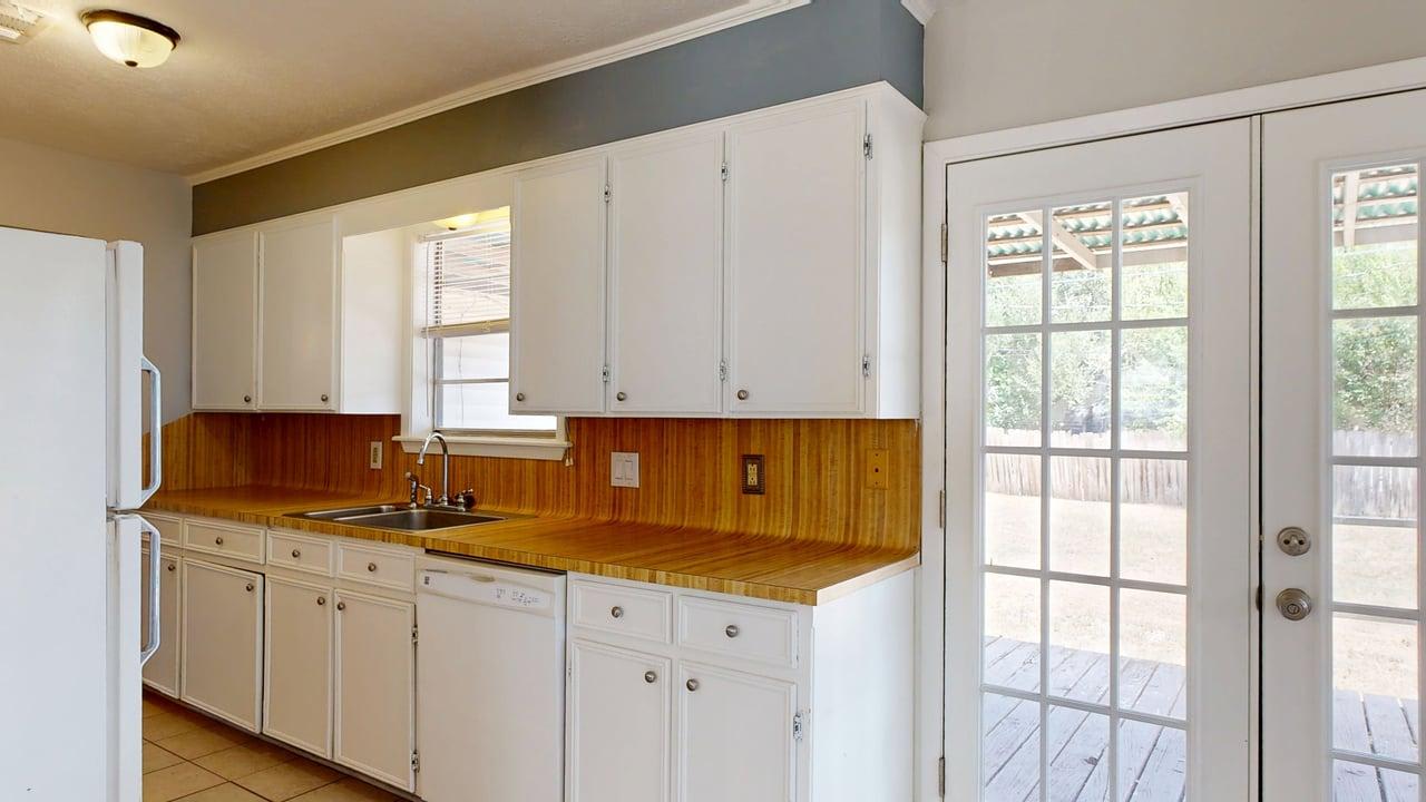 1107 Braeswood Dr – photo 4