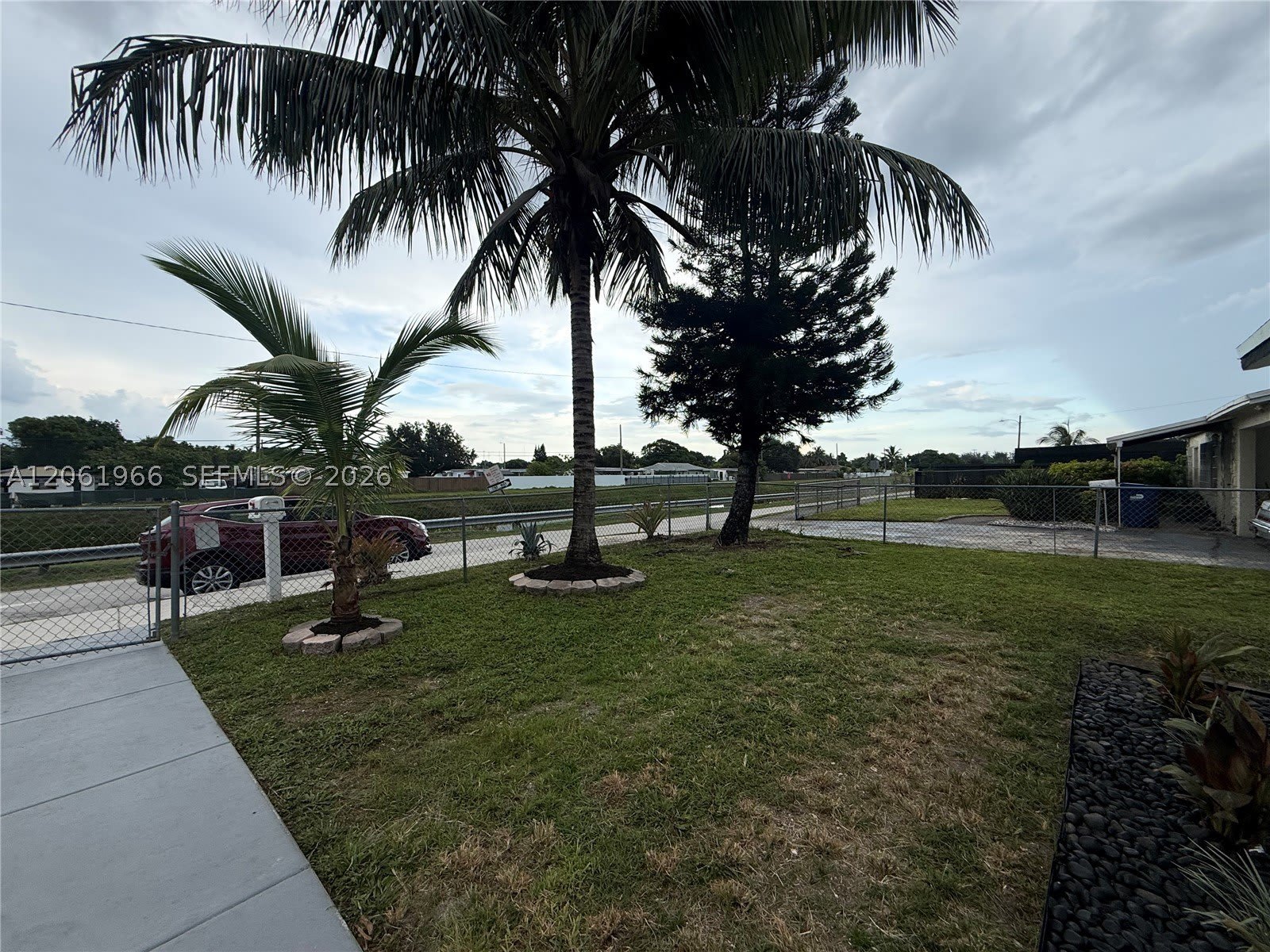 2520 Nw 155Th St – photo 3