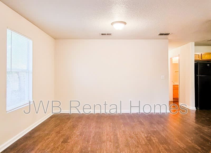 7819 Galveston Ave – photo 4