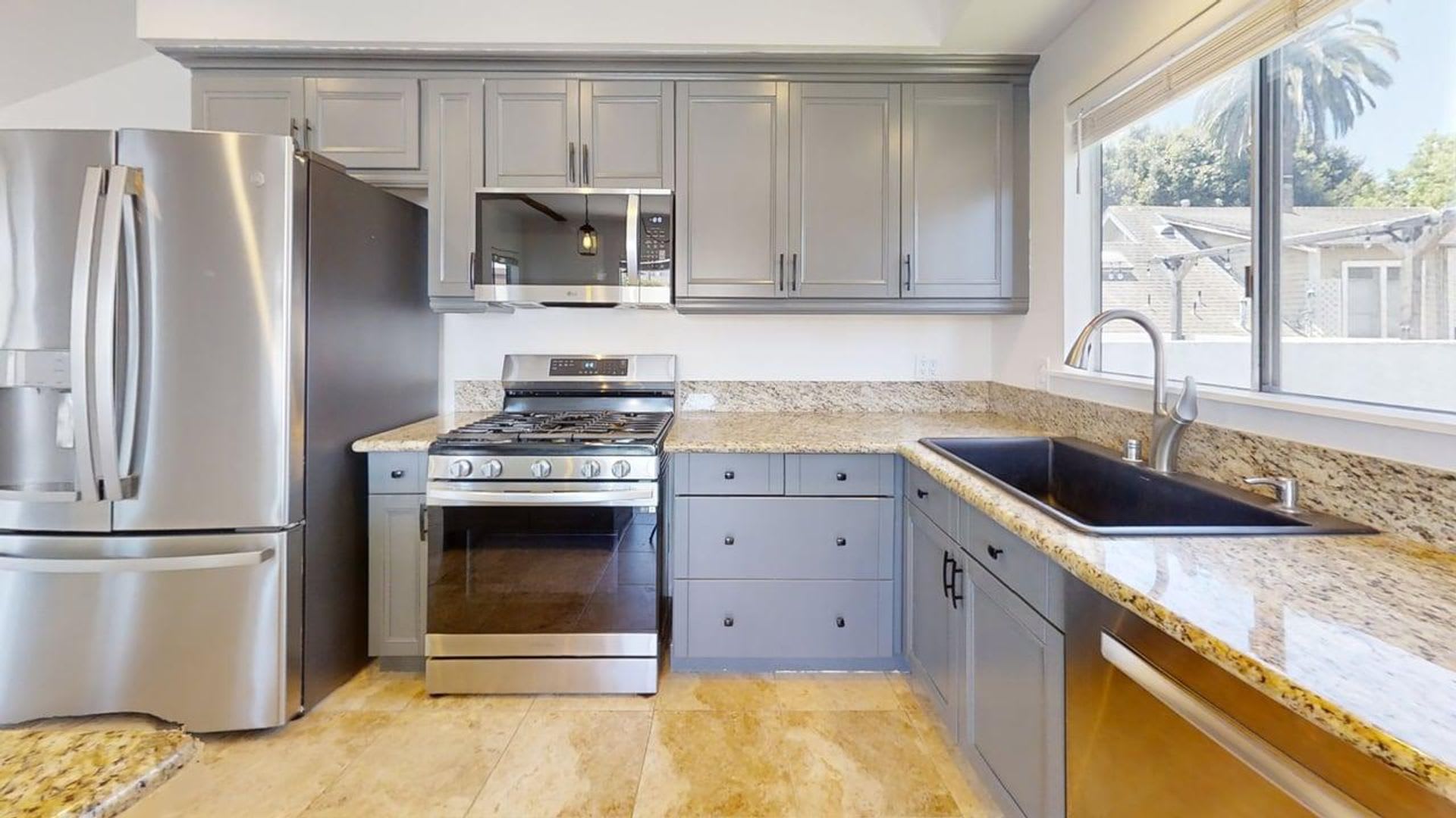 2BD/1BA Apartment in Belmont Heights – photo 5