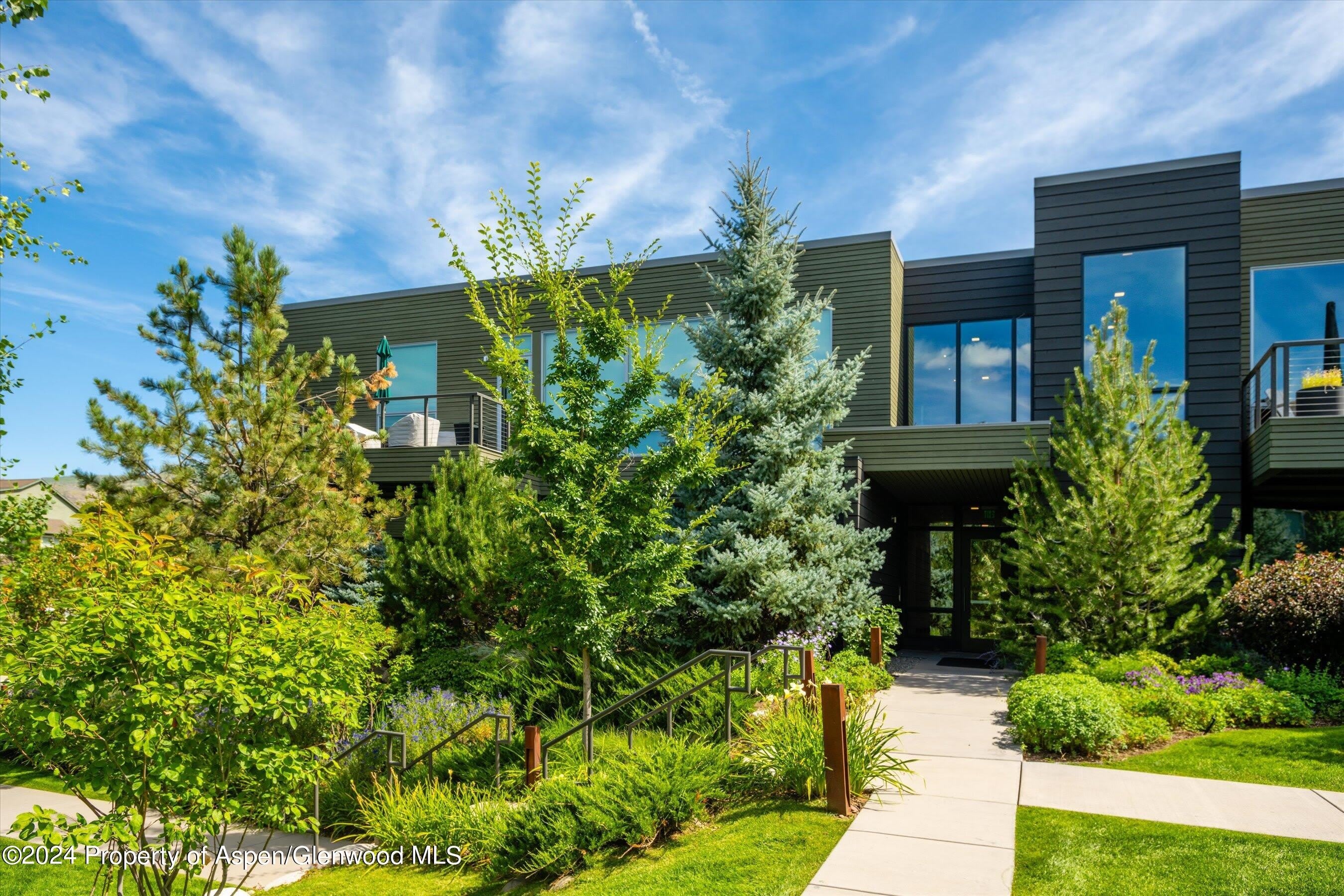 102 Evans Road – photo 2
