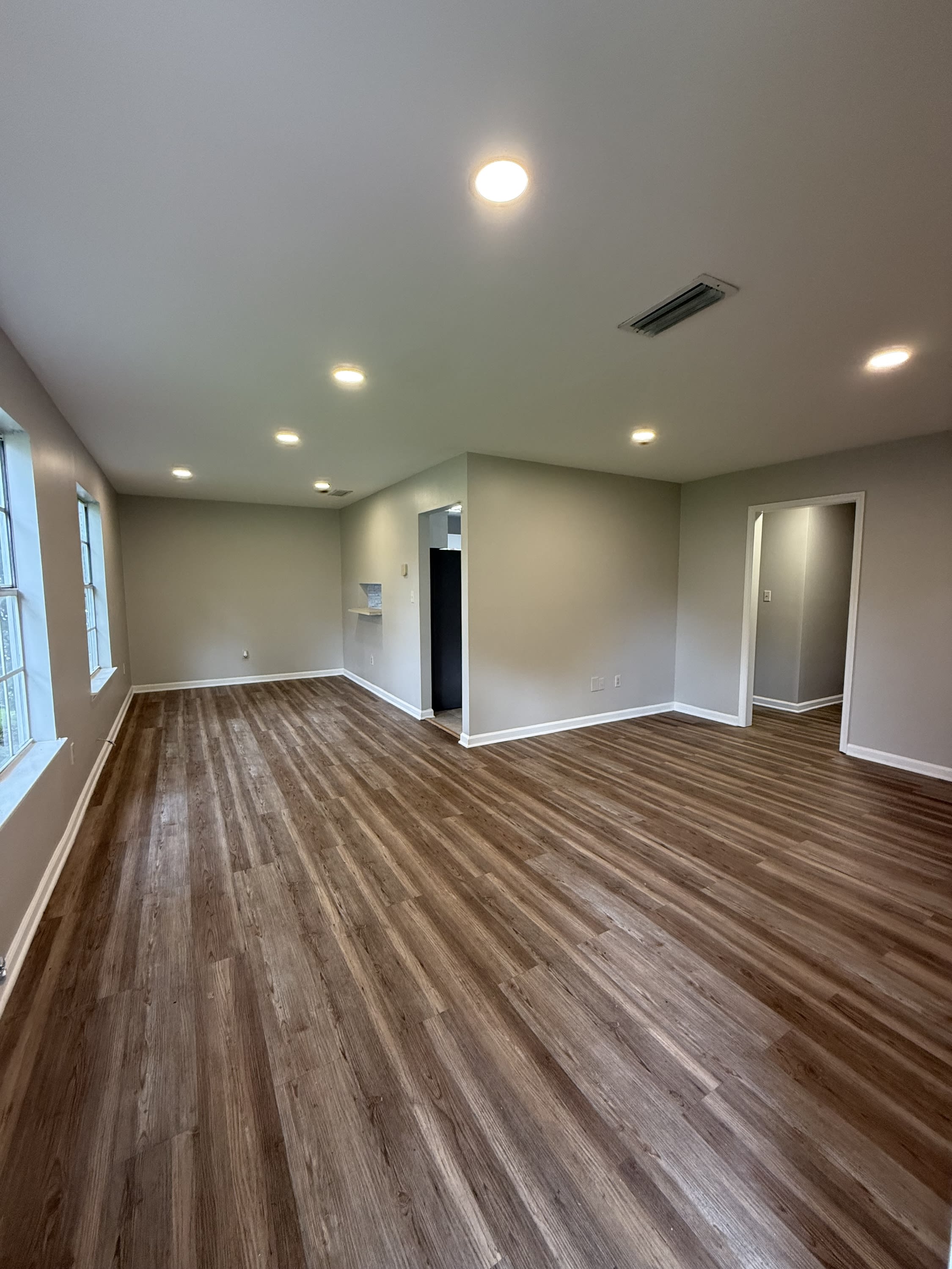 761 Crowne Road – photo 3