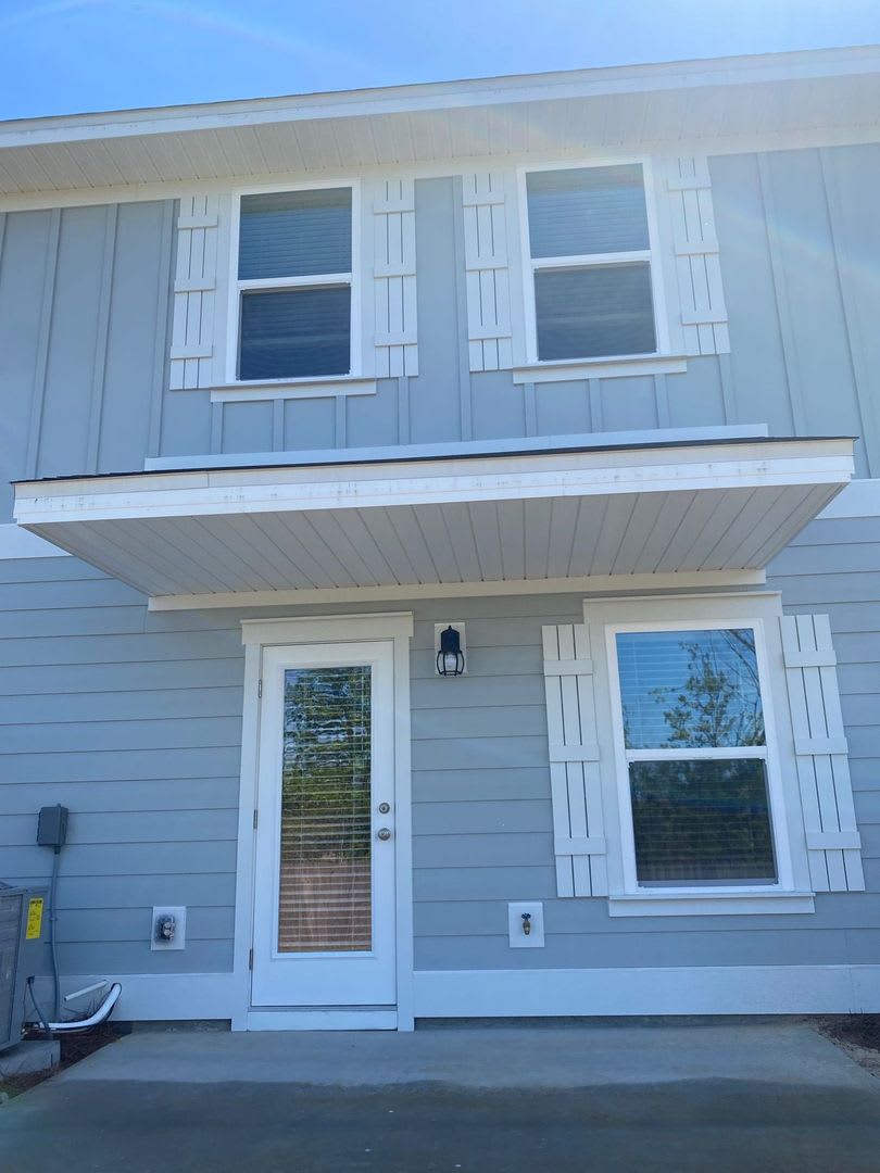 Modern Spacious Efficient Townhome In Lynn Haven Special 1 2 Off 1St Month S Rent Military Incentive – photo 2