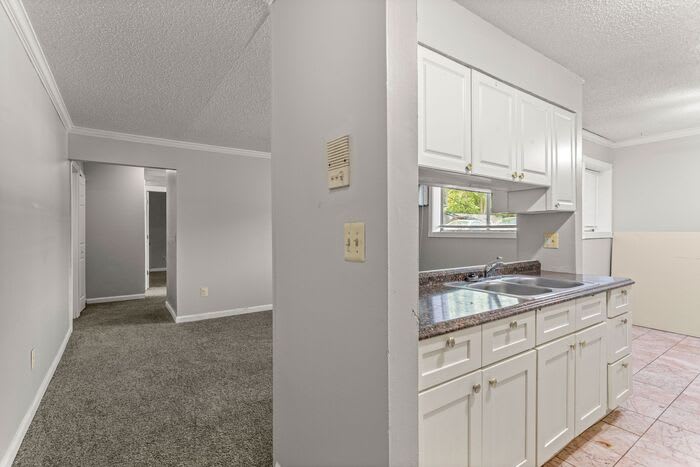 21620 Hillside Drive – photo 3