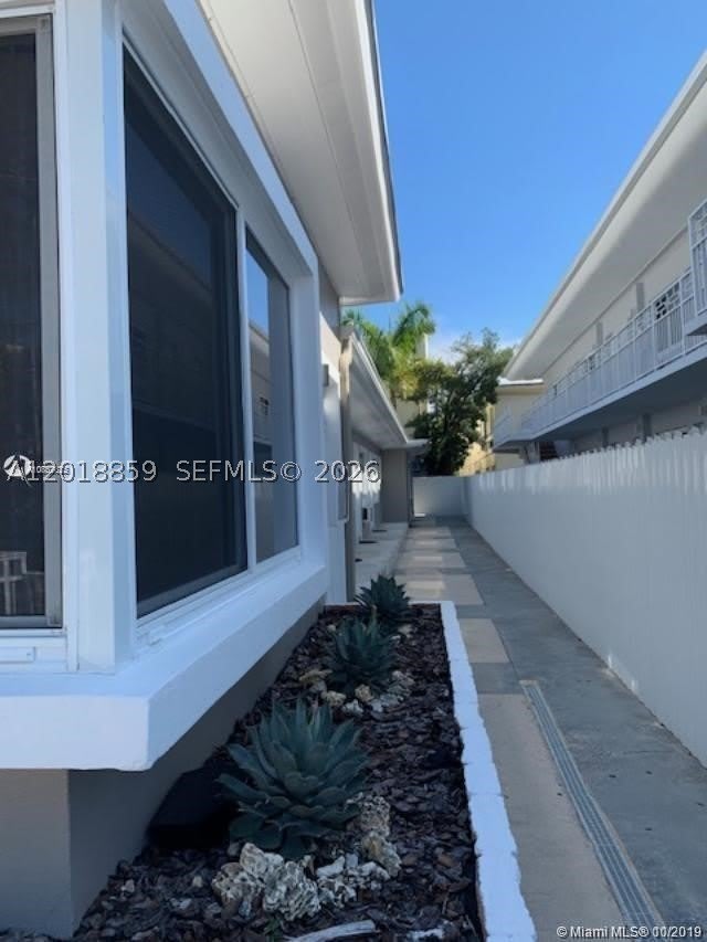 7921 Abbott Ave – photo 2