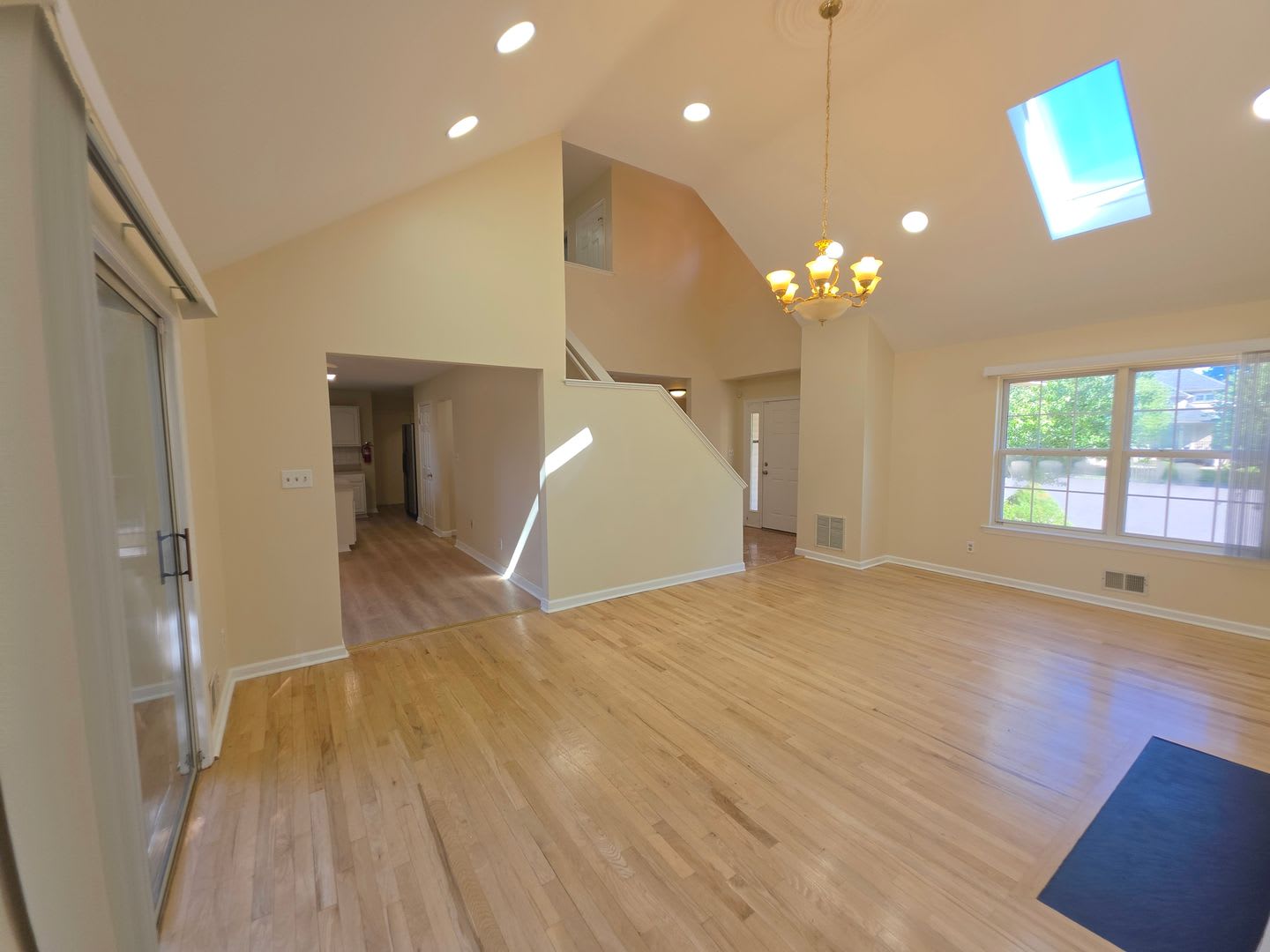 Rare Opportunity In The Exclusive Enclosure Development At Marlboro Recently Updated 4 Bedroom 3 5 Bathroom Basement 2 Car Garage Single Family Home – photo 5