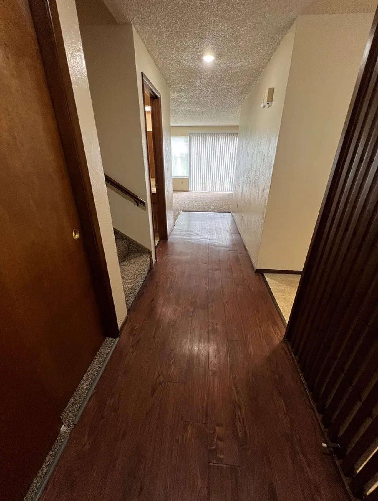 1010 Midway Drive Northeast – photo 4