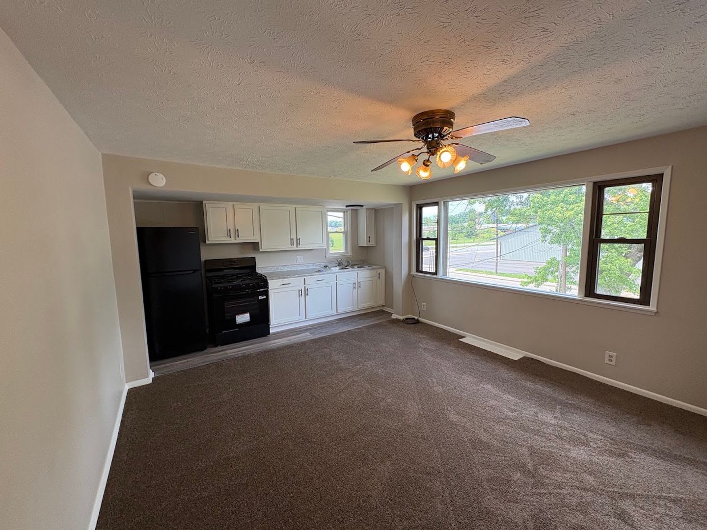 112 29th St. NE – photo 3