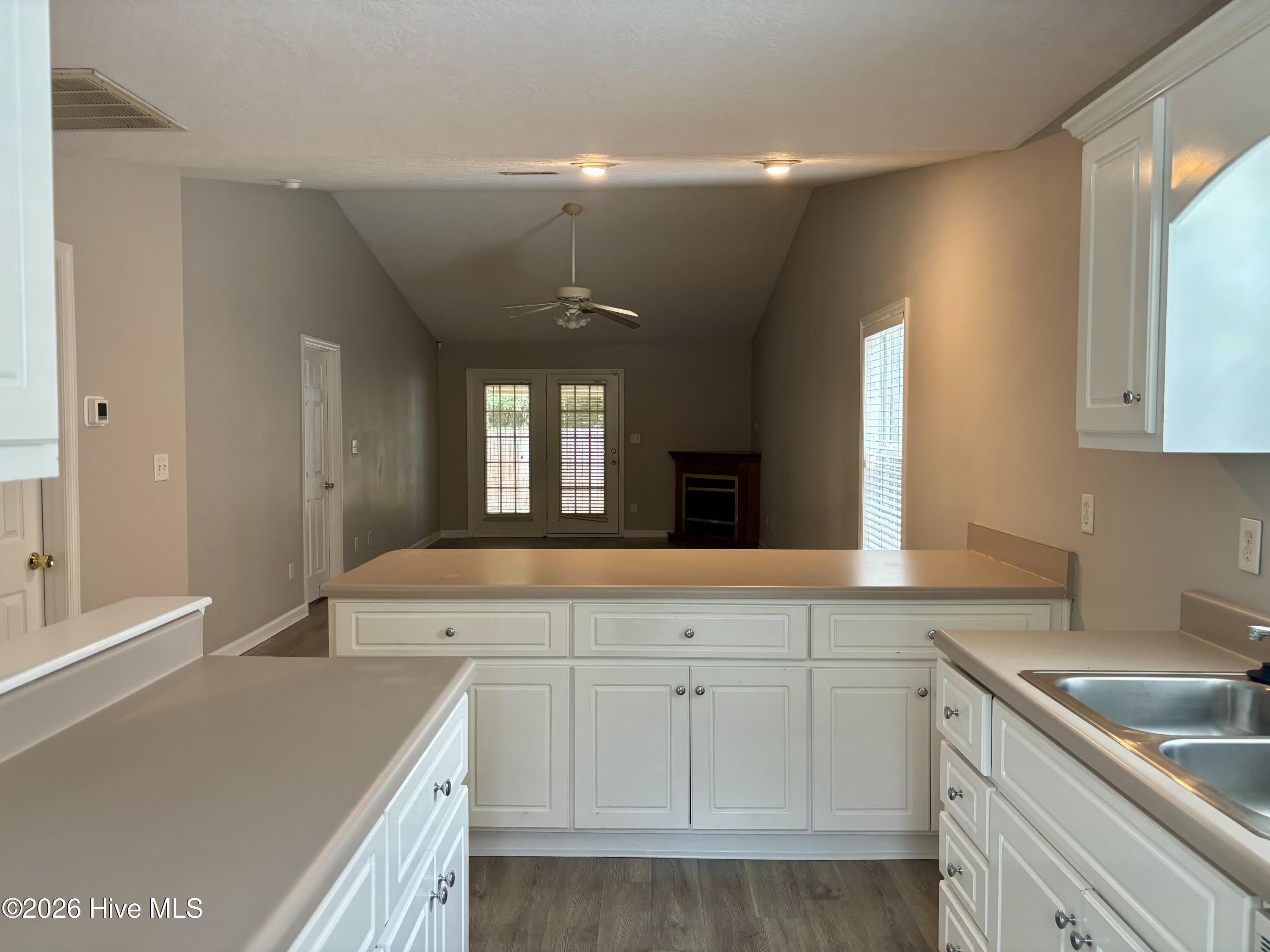 2195 Bridgeton Road – photo 4