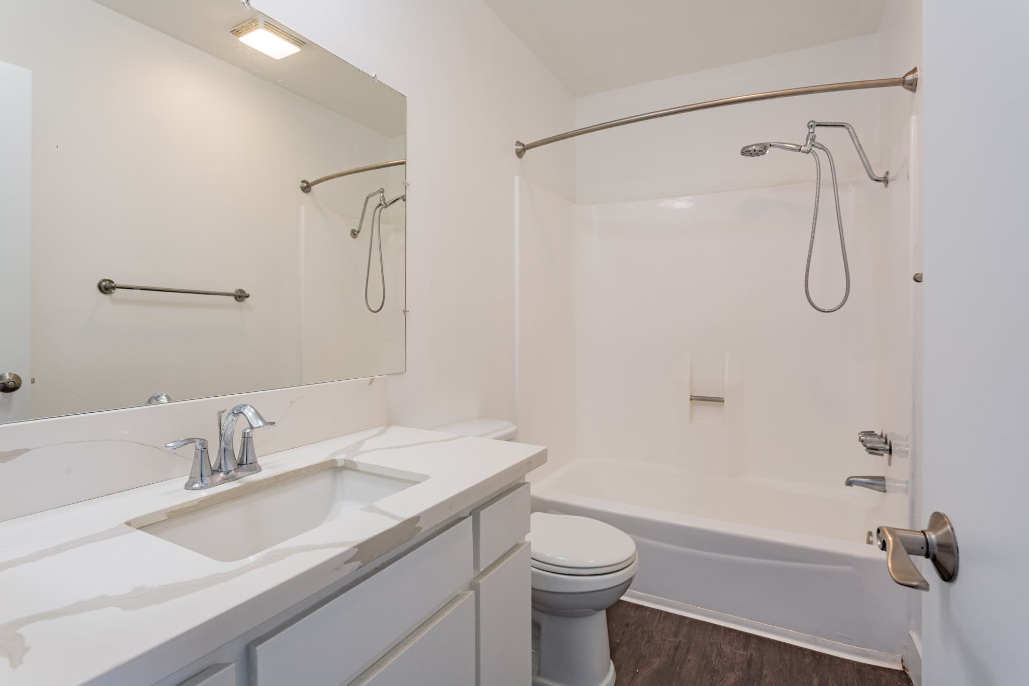Studio City Hills – photo 4