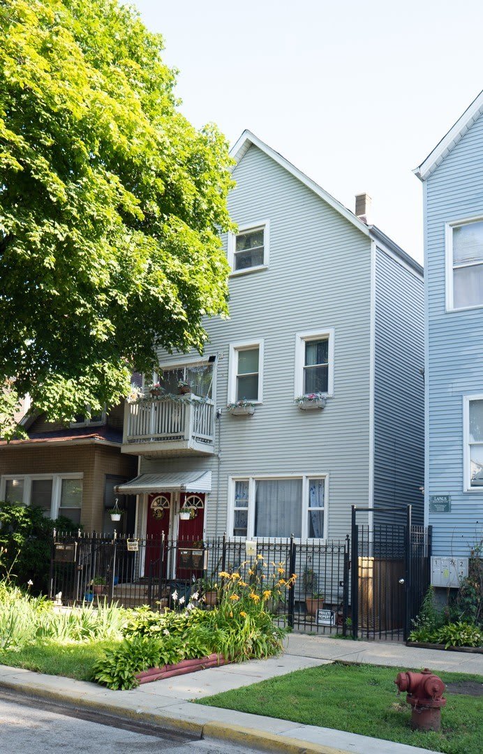 2834 W Fletcher Street – photo 1