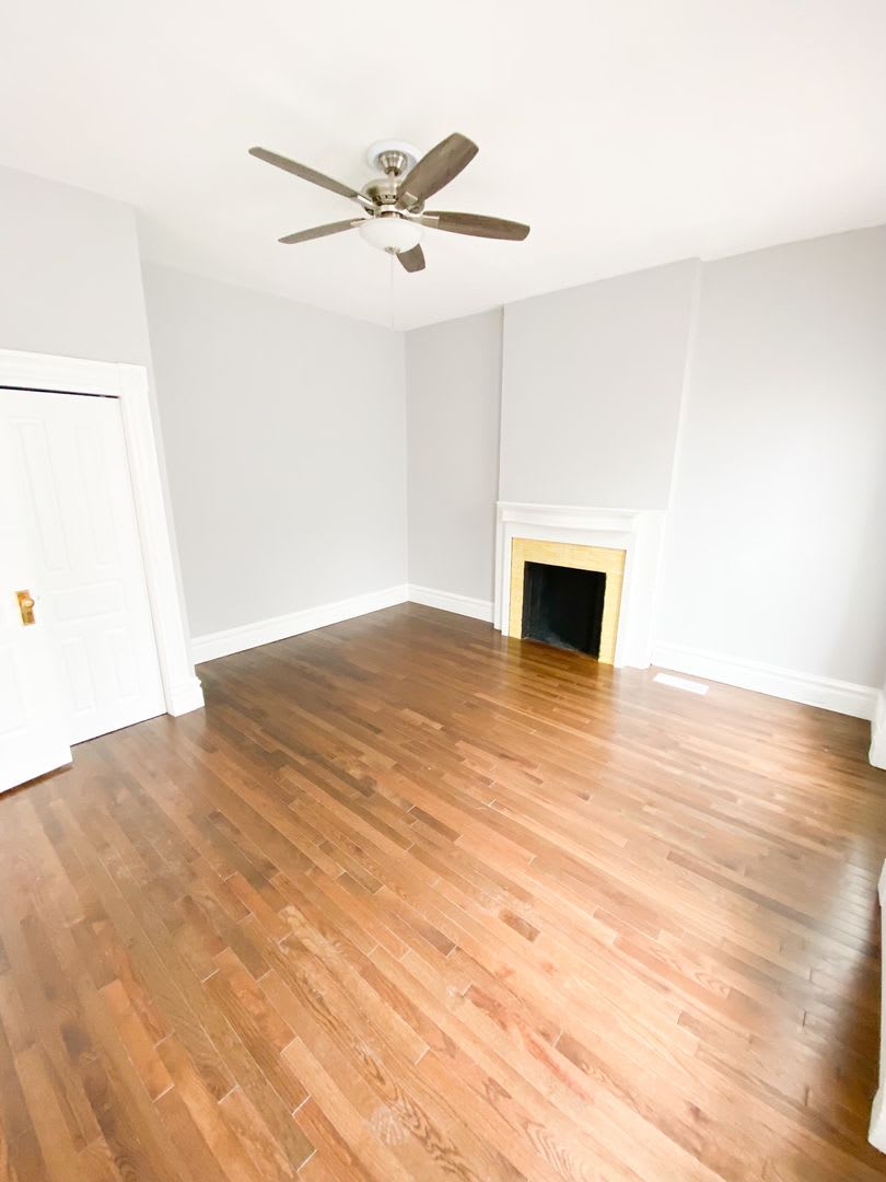 Newly Renovated 2 Bedroom/2 Bathroom! – photo 3