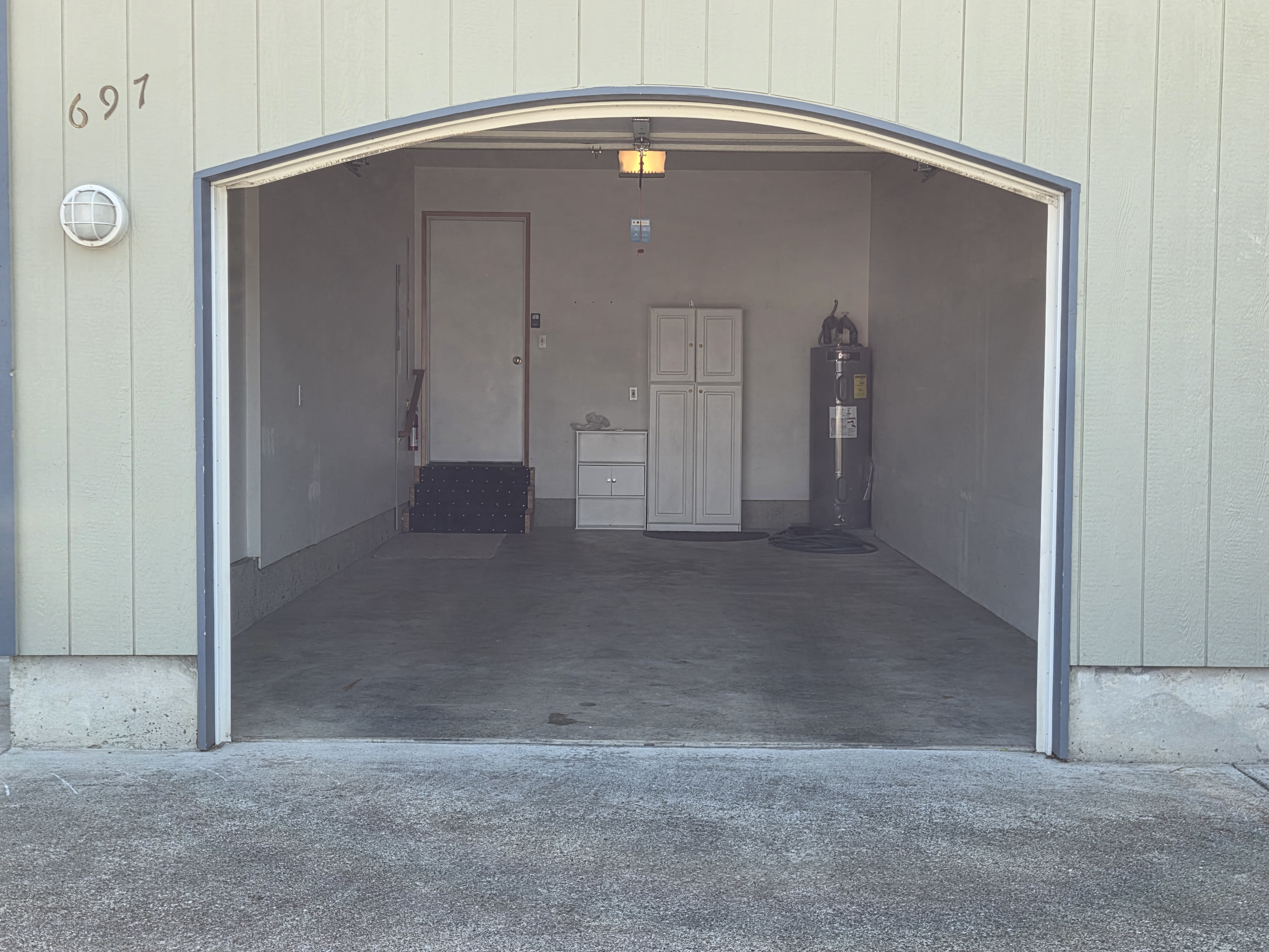 697 W Fir St – photo 3