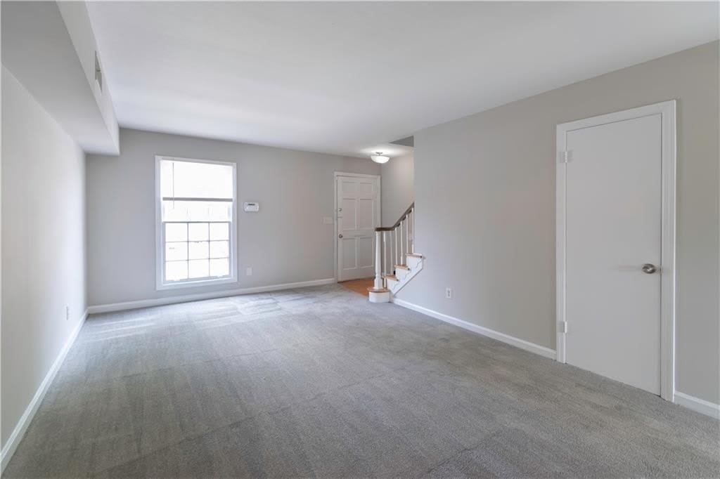 3071 Colonial Way – photo 5