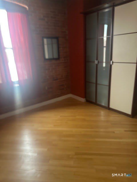 222 Williams Street E – photo 3