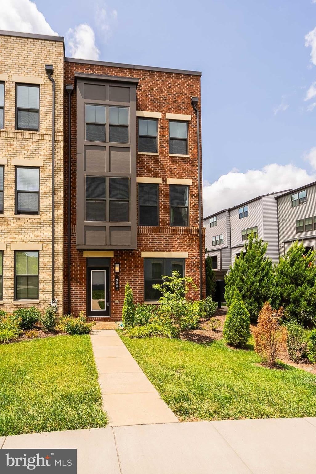 13001 HATTONTOWN Square – photo 3