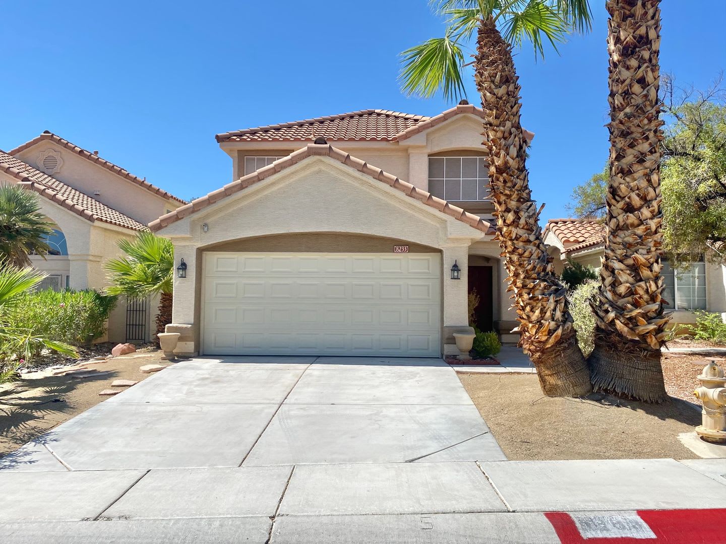 BEAUTIFUL 2 STORY HOME 4 BEDROOM / 2 .5 BATH, WITH 2 CAR GARAGE – photo 1