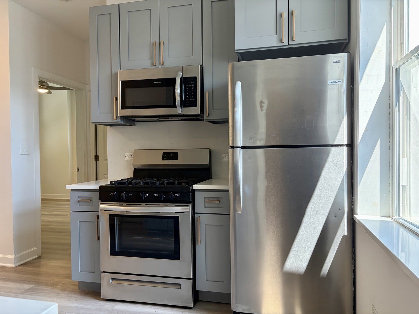 5325 N Damen Avenue – photo 4