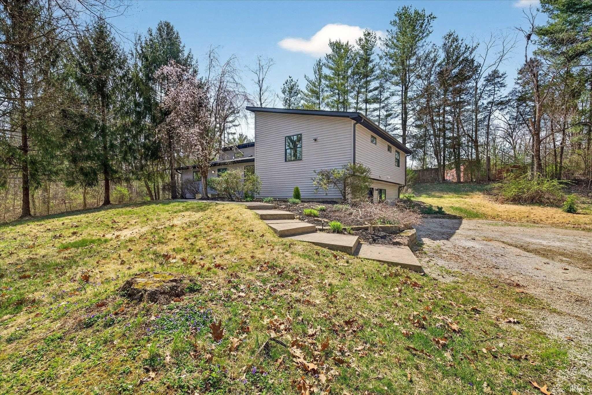 4620 S Woodbine Drive – photo 2