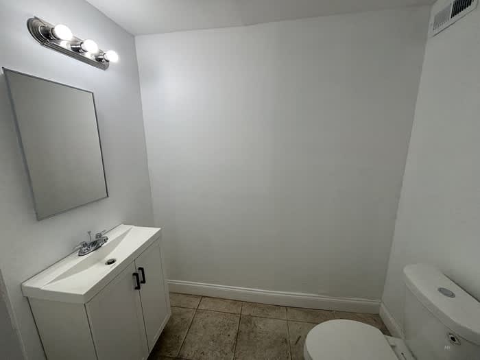 3299 West Garrison Avenue – photo 4
