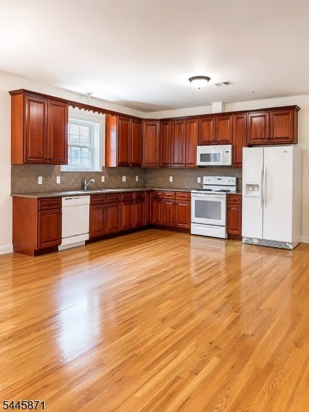 196 Franklin Ave – photo 1