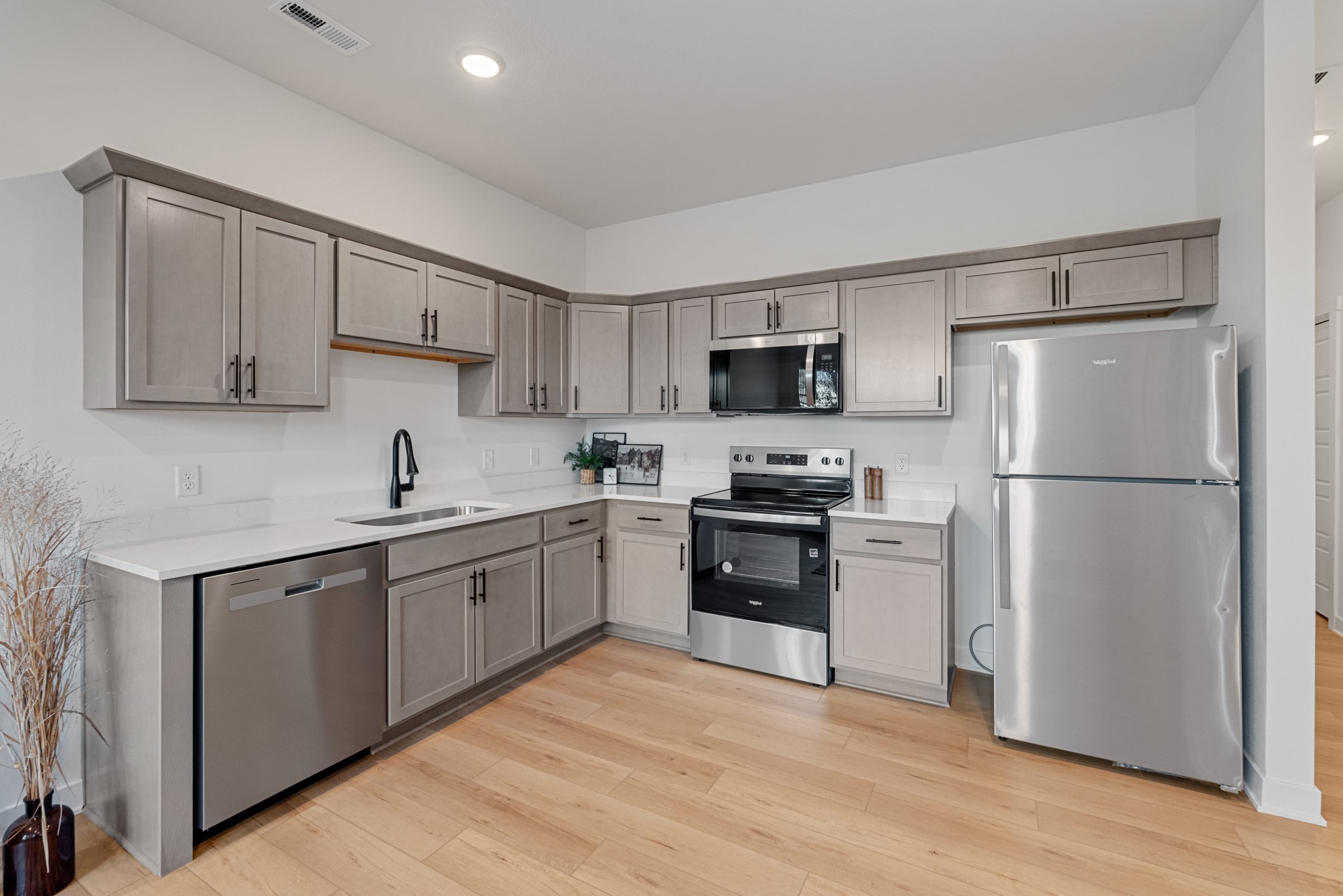 1115 Southwest 11th Street – photo 4