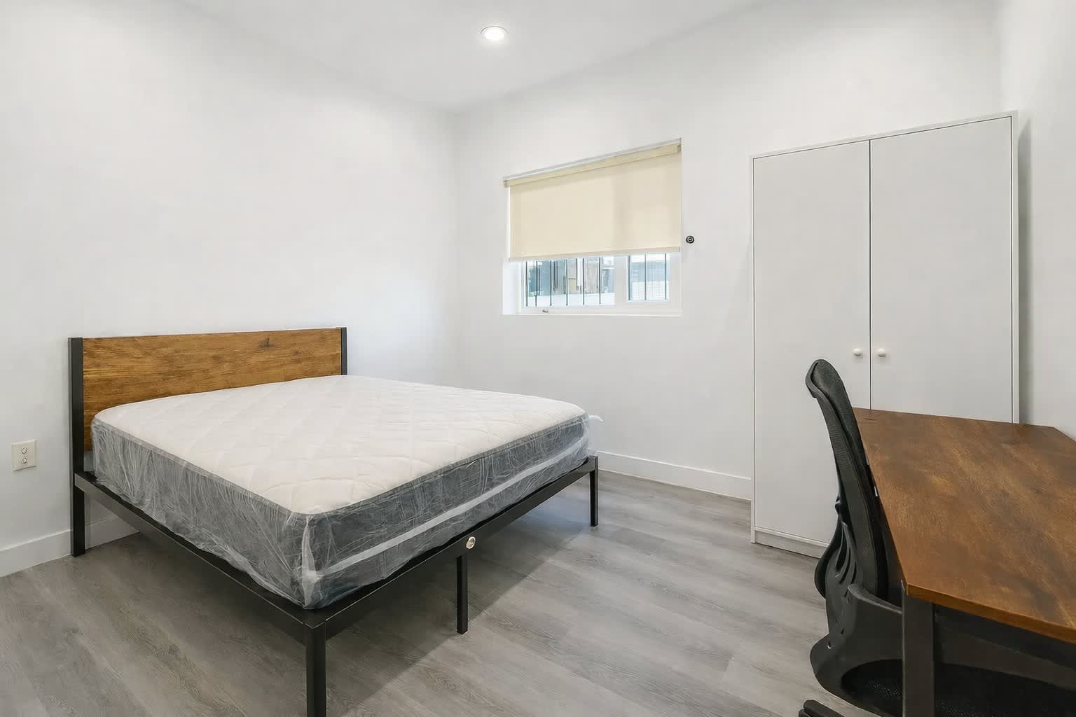 1219 W 36Th Street Co Living – photo 5