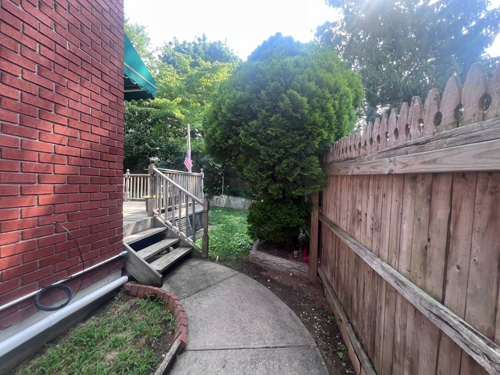41-27 219 Street – photo 2