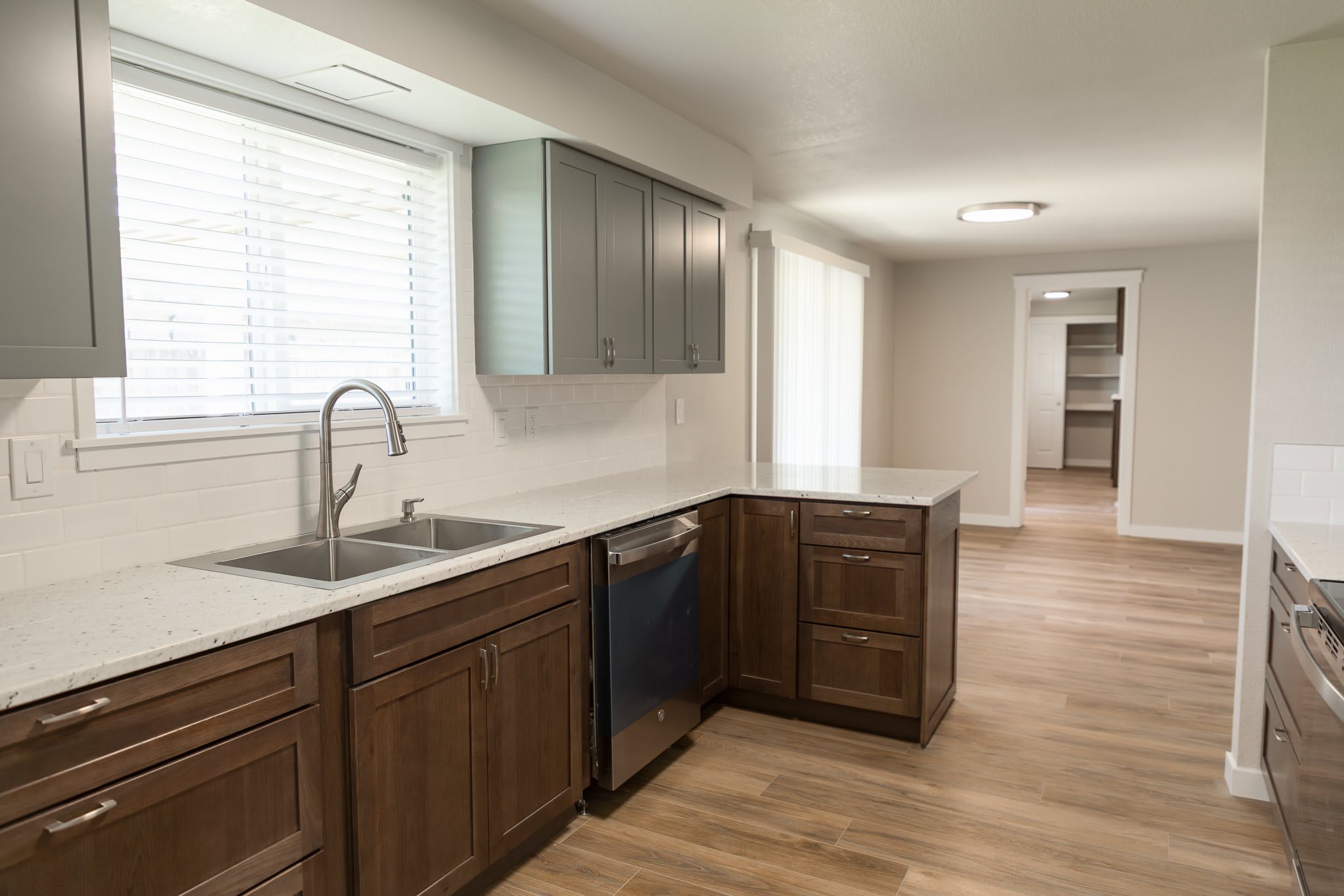1366 Arata Way – photo 4