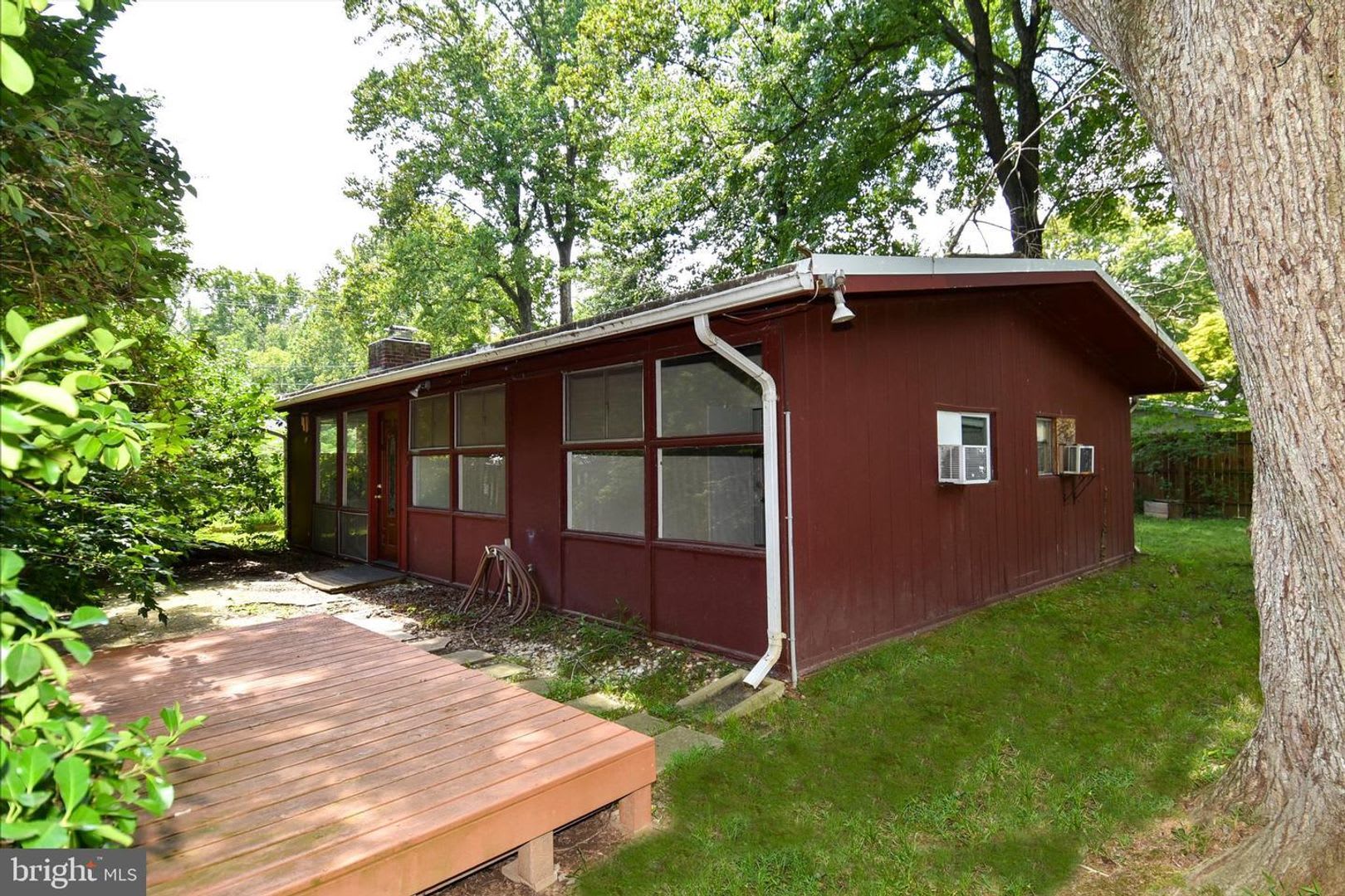 Enjoy The Ease Of One Level Living In This Charming Rustic Contemporary Home Tucked Away Among Mature Trees In The Highly Desirable Holmes Run Acres Community – photo 4
