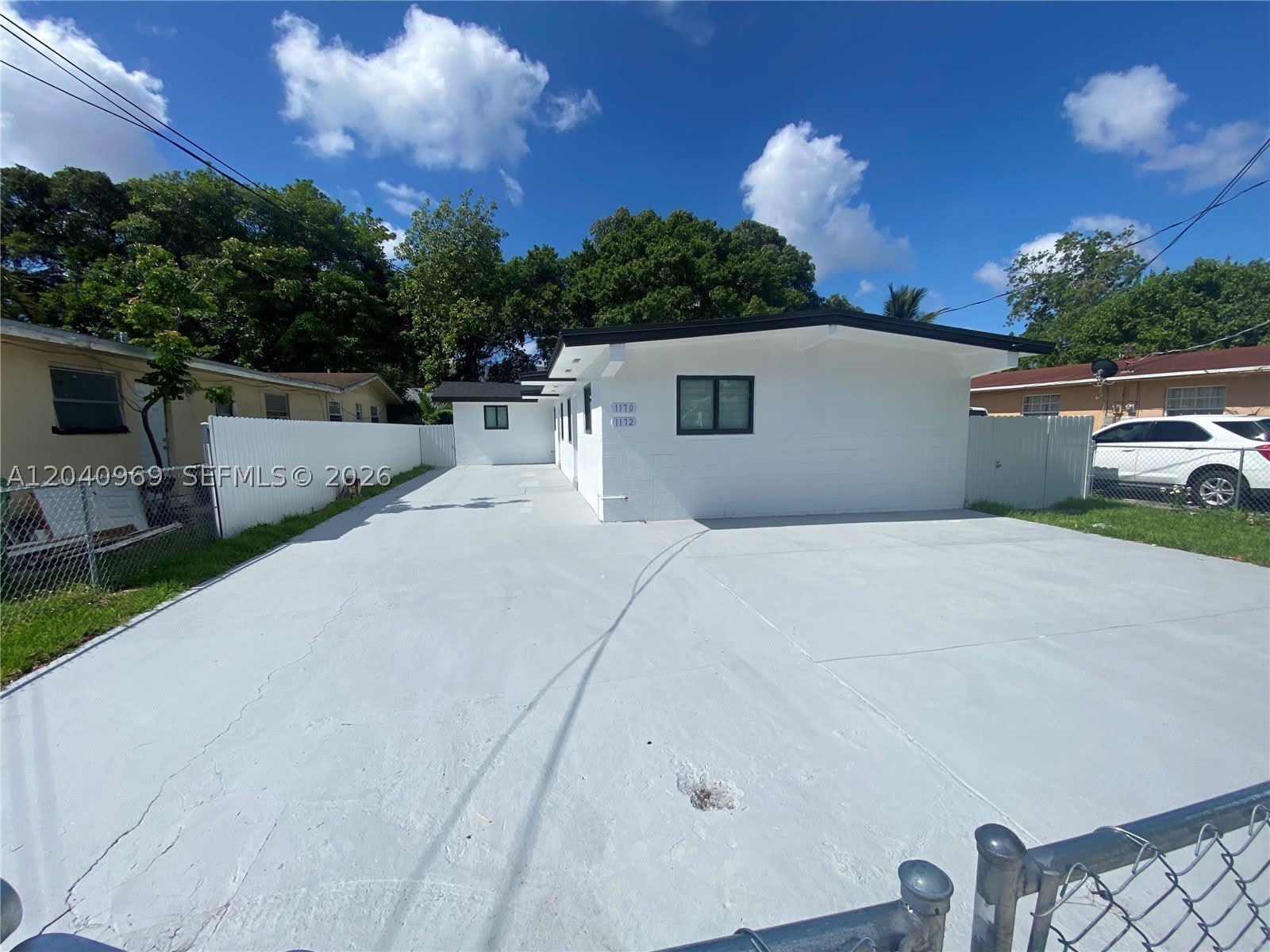 1170 NW 25th St – photo 4